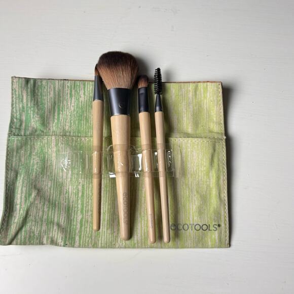 EcoTools Makeup Four Piece Brush Set with Green Case - Picture 1 of 7